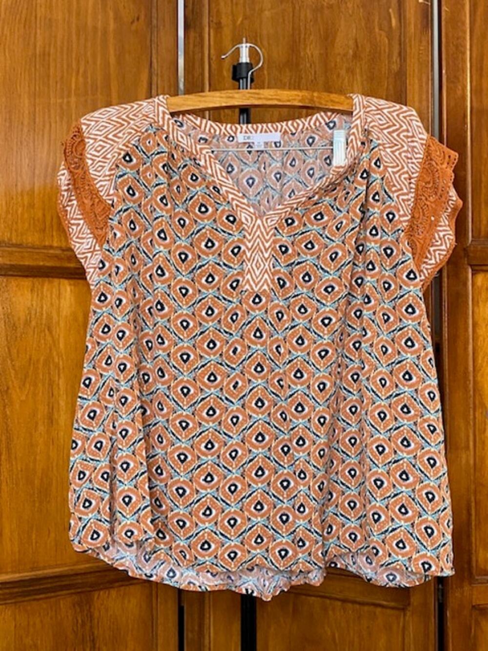DR2 Daniel Rainn 3X Plus Size Boho Geometric Print Crochet Sleeve Tunic Top